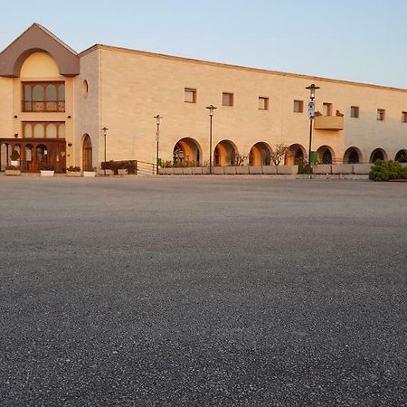 Casa Per Ferie Benedetto XIII Hotel Gravina in Puglia Exterior foto